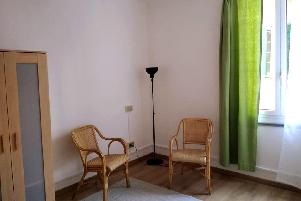 Apartamento Bilocale Nel Cuore Di Genova Exterior foto